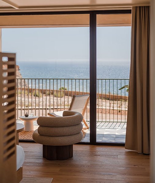 679272f64adf729f79128787_ericeira-gallery-5