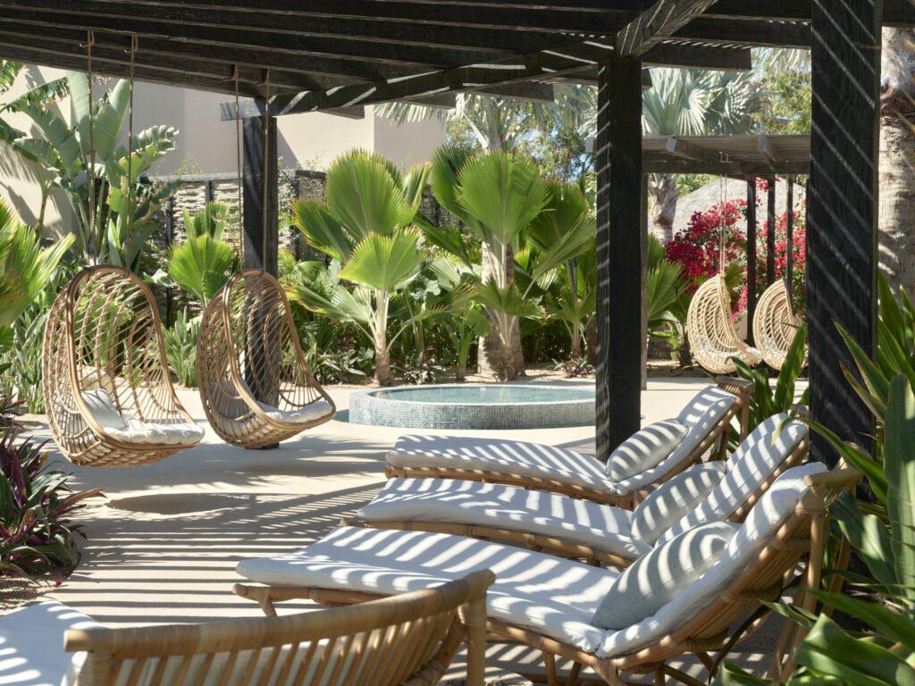 April 26-29, 2026
Mas Olas Resort & Spa
Zoë Kors